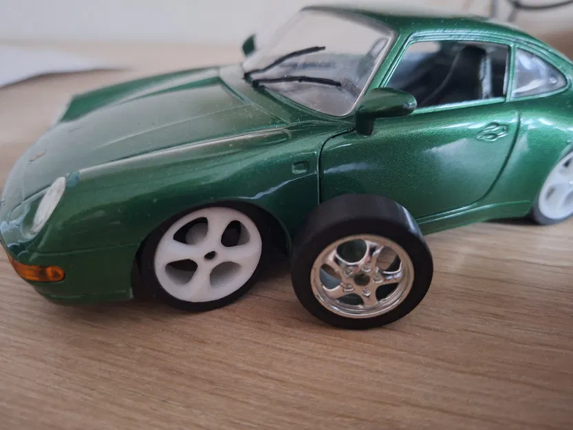 Bộ phụ kiện thay thế 3D cho mô hình xe Burago Porsche Carrera 1:24 - Image 2