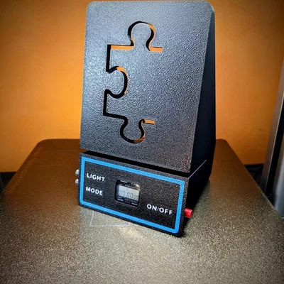 Giá đỡ hộp xếp hình tích hợp đồng hồ Casio