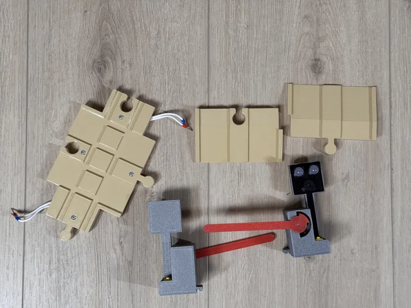 Cổng chắn tàu hỏa và đèn cảnh báo cho đường ray gỗ Brio hoặc Lillabo - Image 2