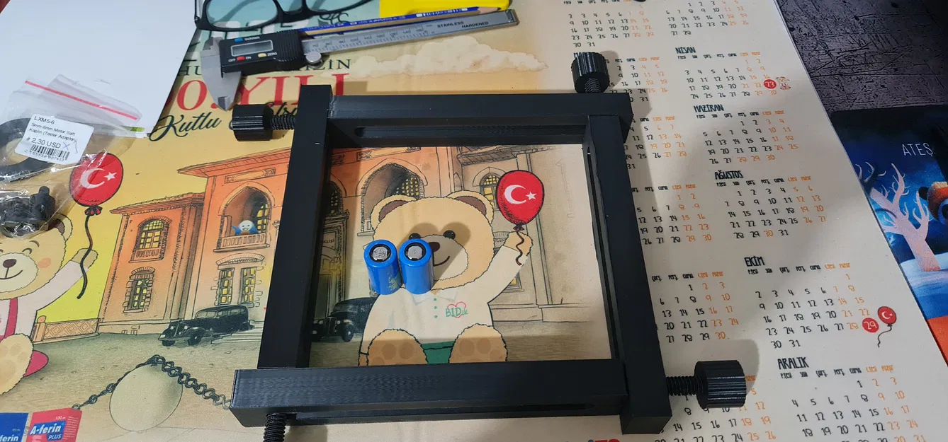 Khung kẹp cố định pin lithium 20cm hỗ trợ hàn điểm DIY - Image 1