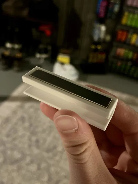 Kẹp treo đĩa than nam châm (Magnetic Vinyl Hanger/Holder) - Image 1