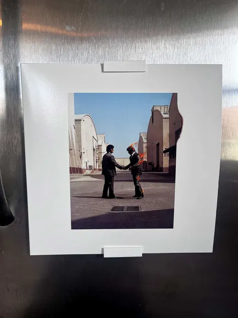 Kẹp treo đĩa than nam châm (Magnetic Vinyl Hanger/Holder) - Image 3