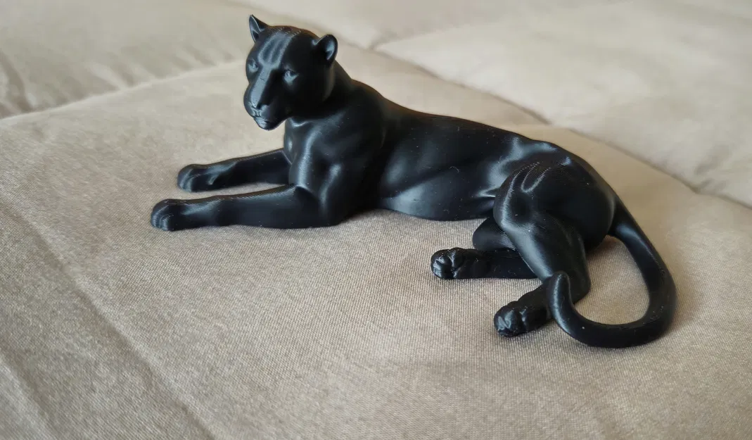 Mô hình 3D Báo Đen (Pantera Nera Reale) trang trí để bàn cực chất - Image 1