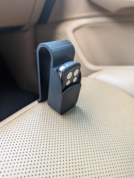 Giá đỡ remote cửa cuốn gắn tấm chắn nắng xe hơi - Image 3