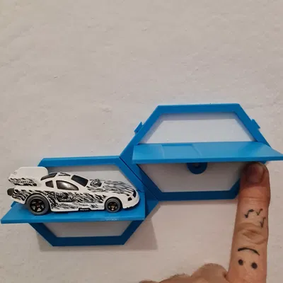 Kệ treo tường Hot Wheels dạng tổ ong (Hot Wheels wall stand)