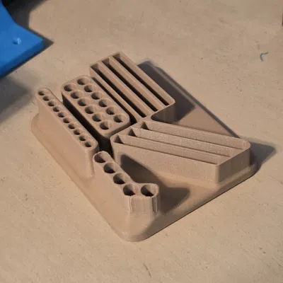 Đế giữ dụng cụ chà nhám và đánh bóng bề mặt mô hình