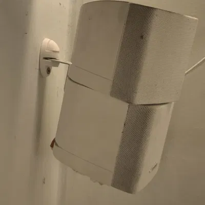 Giá treo tường cho loa vệ tinh Bose AV 20