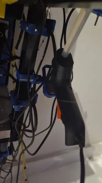 Giá Đỡ Súng Bắn Keo Cho Khung Ống 20x20mm - Image 2