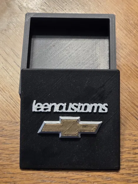 Hộp đựng huy hiệu Chevrolet Leen Customs in 3D đẹp mắt - Image 2