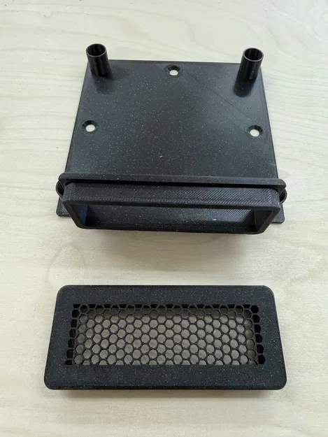 Giá treo dọc cho quạt AC Infinity Multifan S2 - Image 1