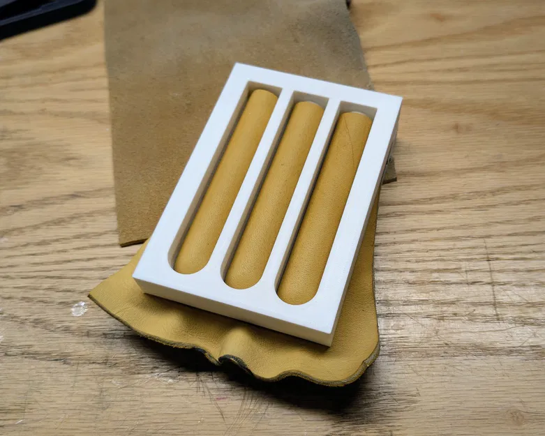 Khuôn Wet Mold Làm Túi Đựng Bút Bằng Da - Image 3