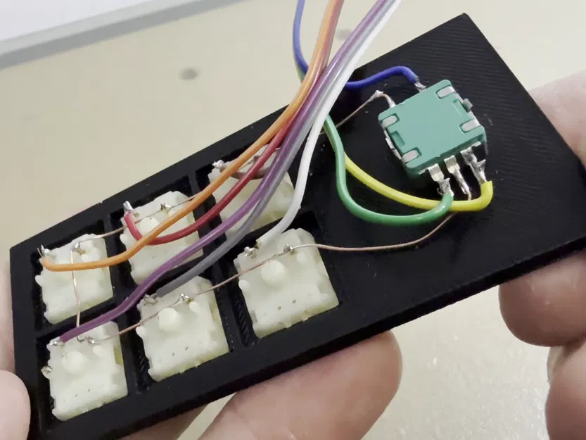 Bộ điều khiển kết hợp StreamDeck và MacroPad - Image 3