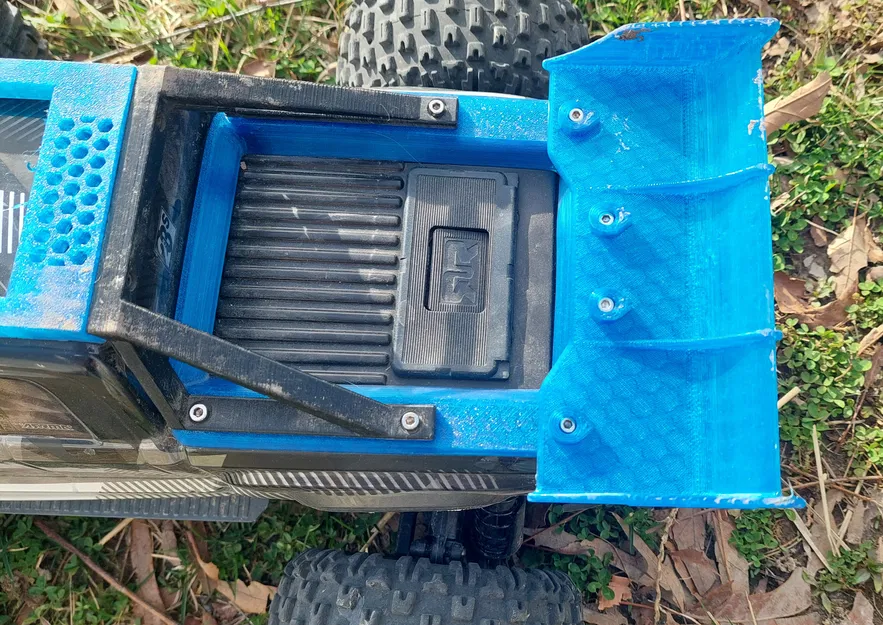 Miếng bảo vệ thùng xe Arrma Granite 223s V4 - Image 1