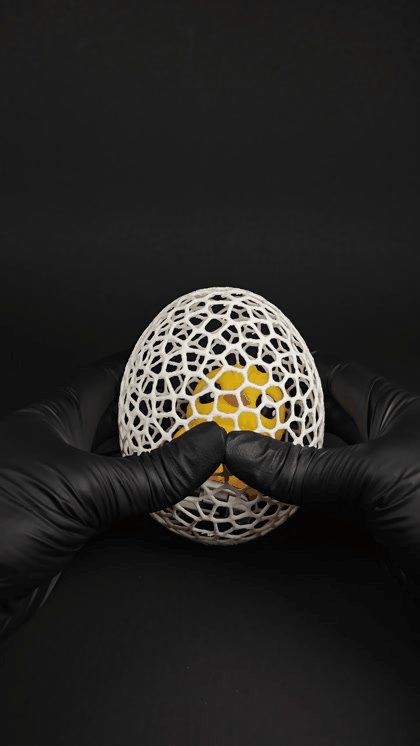 Chú gà con lên dây cót trong quả trứng Voronoi - Đồ chơi in 3D Phục sinh - Thumbnail 1