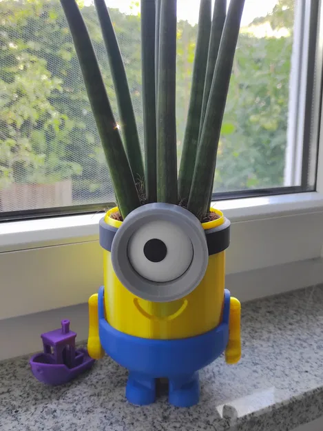 Chậu trồng cây Minion (Minion Planter) - Image 1