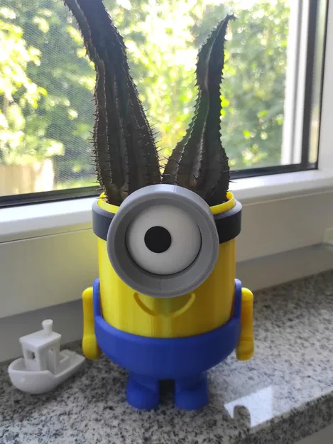 Chậu trồng cây Minion (Minion Planter) - Image 2