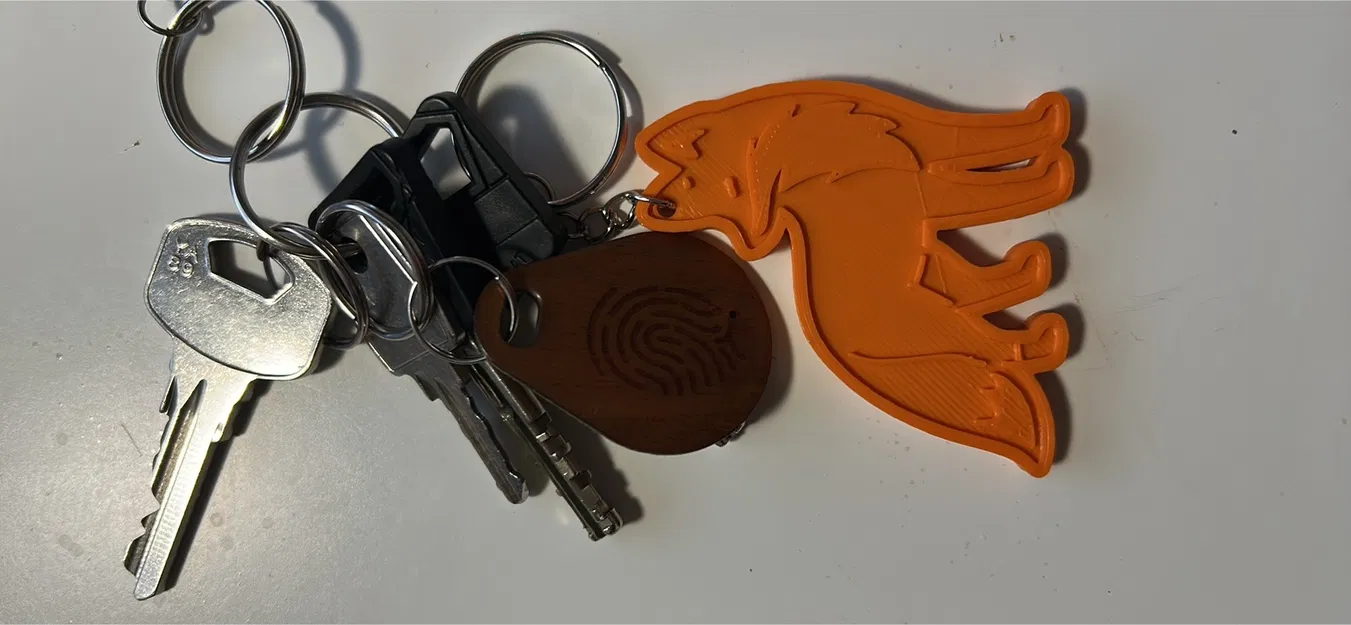 Móc khóa hình cáo tối giản - Image 1