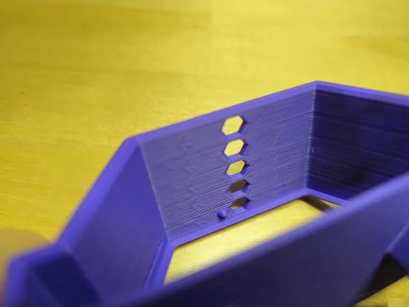 Ngàm gắn hộp lưỡi dao Milwaukee cho Honeycomb Storage Wall (HSW) - Image 7