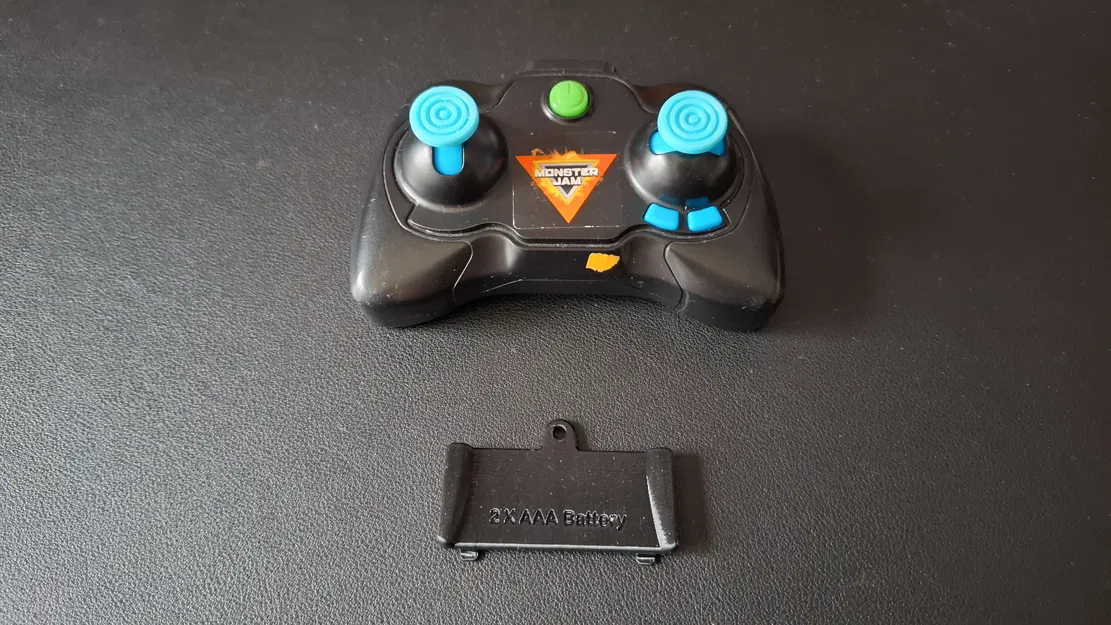 Nắp đậy pin cho tay cầm điều khiển Monster Jam - Image 1