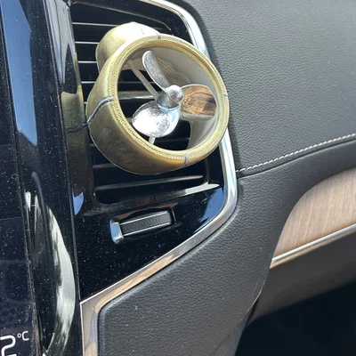 Quạt khuếch tán hương thơm gắn cửa gió ô tô - Thiết kế 3D độc đáo