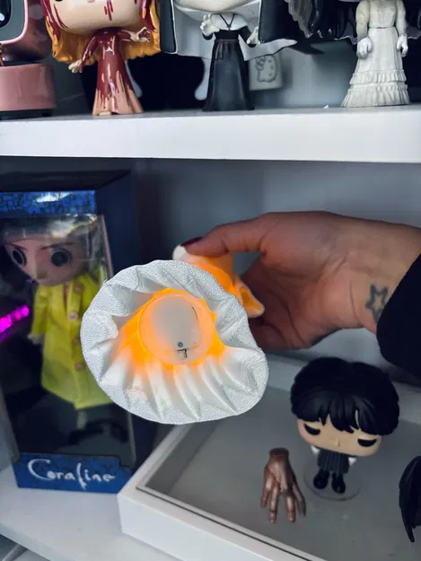 Vẻ Đẹp Ma Mị – Tượng Nữ Hồn Ma - Image 2