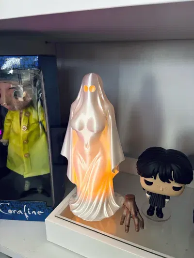 Vẻ Đẹp Ma Mị – Tượng Nữ Hồn Ma - Image 4