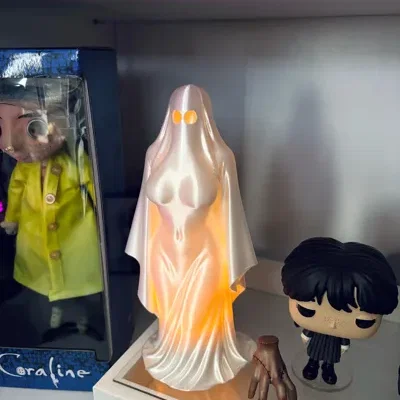 Vẻ Đẹp Ma Mị – Tượng Nữ Hồn Ma