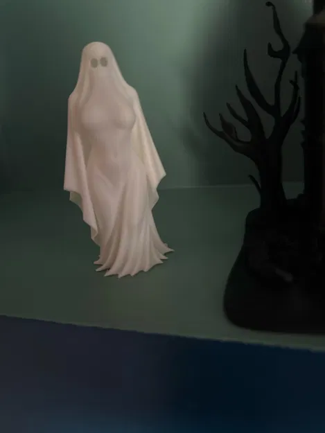 Vẻ Đẹp Ma Mị – Tượng Nữ Hồn Ma - Image 5