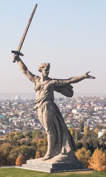 Tượng đài Mẹ Tổ quốc gọi - Tác phẩm điêu khắc Liên Xô - Image 1