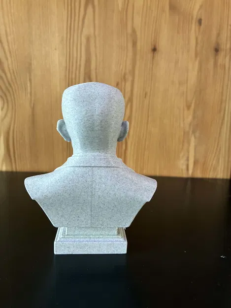 Tượng bán thân Louis Germain David de Funès de Galarza - Image 3