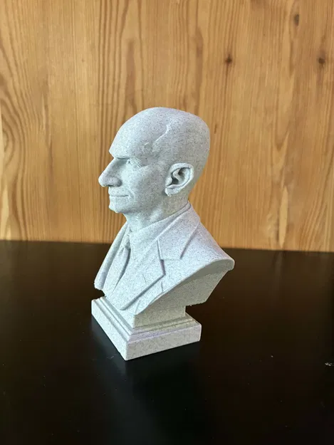 Tượng bán thân Louis Germain David de Funès de Galarza - Image 4