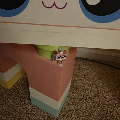 Mô hình Lego Unikitty khổng lồ (MMU)