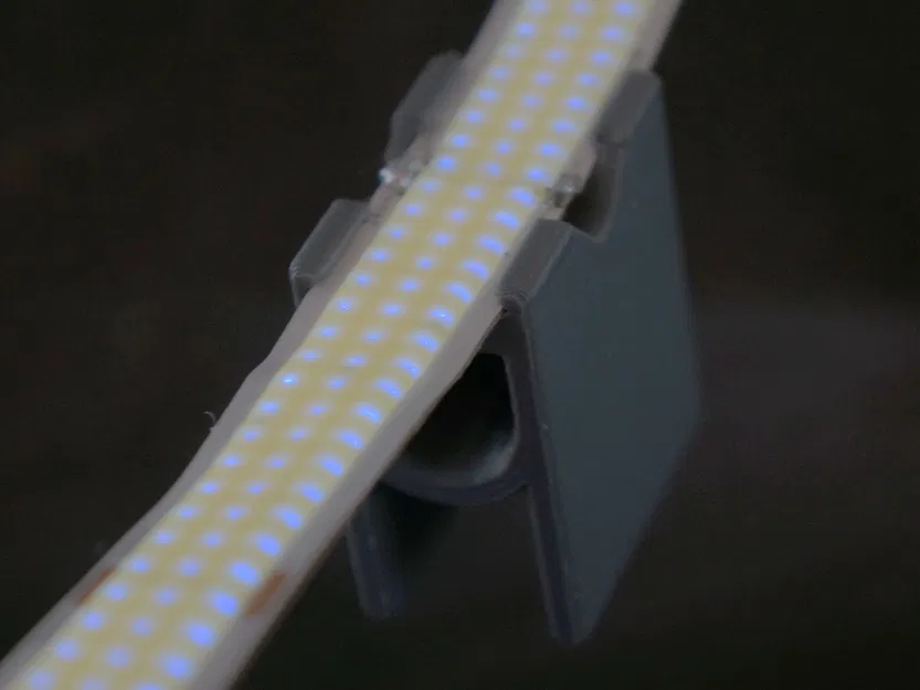 Kẹp cố định dải LED (LEDstrip Solder Clamp) hỗ trợ hàn mạch cực tiện - Image 4