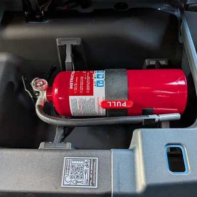 Giá đỡ bình chữa cháy FITS dưới ghế xe Ford Maverick