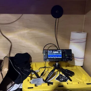 Tấm nắp đậy tích hợp cổng BNC cho Hiker Trailer (Hamradio)