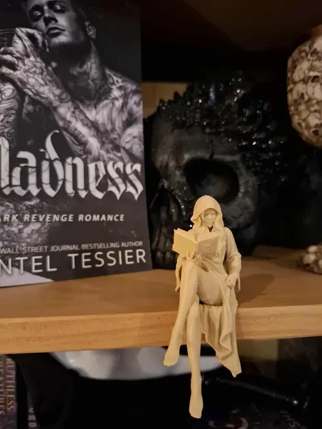 Mô hình trang trí The BookBabe - Cô gái đọc sách in 3D - Image 2