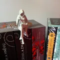 Mô hình Ma nữ bí ẩn ngồi trên kệ sách (Spectral Shelf Sitter) - Thumbnail 2