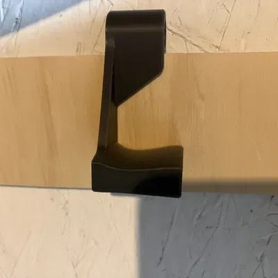 Móc treo French cleat dạng song song với tường