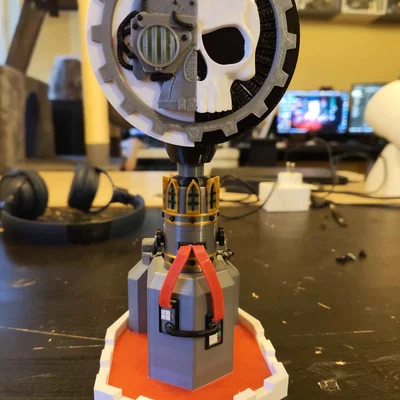 Grimdarkfuture: Giá treo tai nghe Tech support priest (phiên bản không tay cầm)