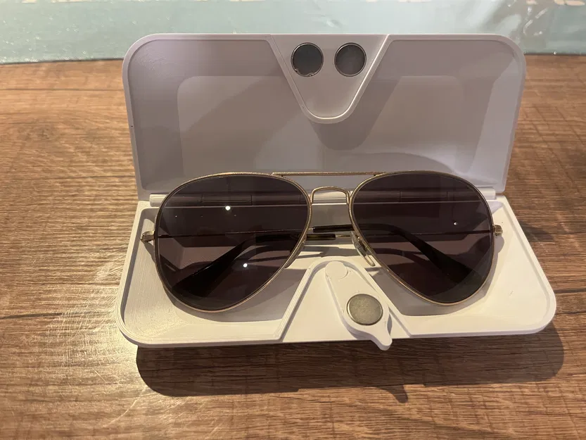 Hộp đựng kính đóng mở bằng nam châm - Image 2