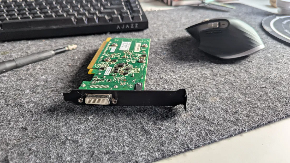 Giá đỡ (bracket) 3D cho card đồ họa NVIDIA NVS 300 chuyên dụng - Image 2