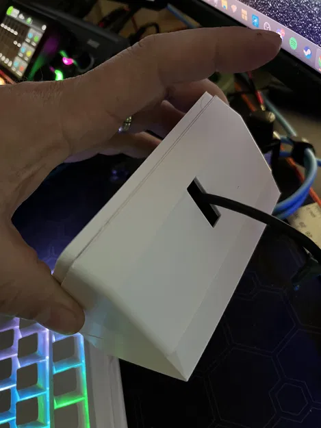 Đế kê Stream Deck Mk2 - Image 2