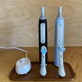 Đế để bàn chải điện Oral-B iO cho 2 máy và sạc - Thumbnail 2
