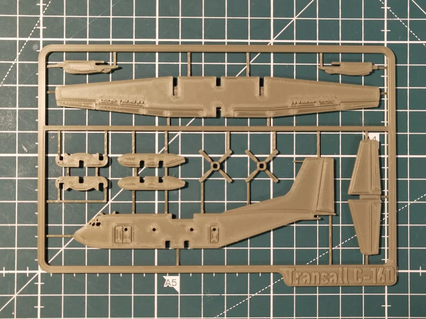 Mô hình Kit Card Transall C-160 - Image 4