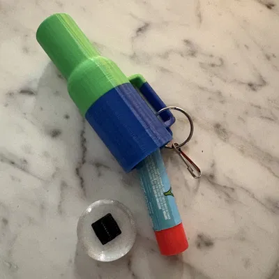 Móc khóa đựng son dưỡng kiểu Yeti xinh xắn (Small ChapStick Holder)