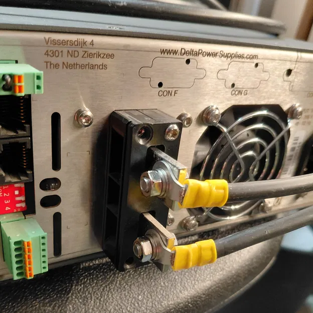 Nắp che bảo vệ đầu ra cho bộ nguồn Delta Electronika SM400 - Image 2