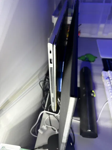 Giá đỡ Laptop gắn VESA tiện lợi cho màn hình máy tính - Image 1