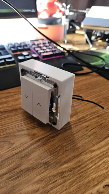 Đế Adapter Gắn Nổi Cho Schneider Electric ASFORA - Image 4