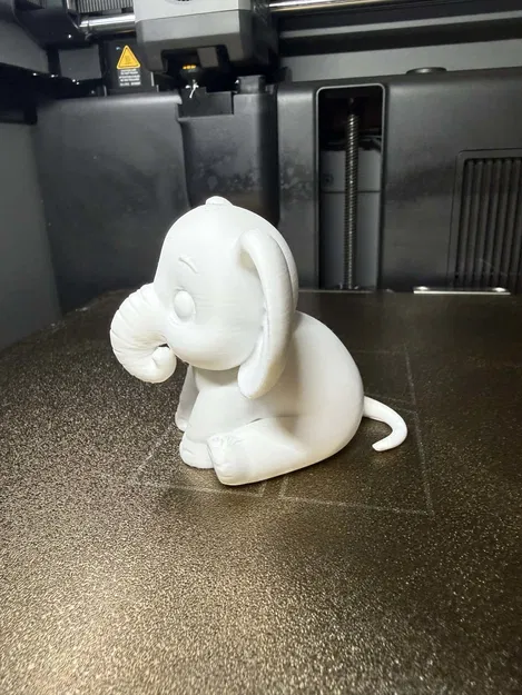 Chú Voi Con Đáng Yêu - In Một Màu - Đồ Trang Trí Bàn Làm Việc - Image 3