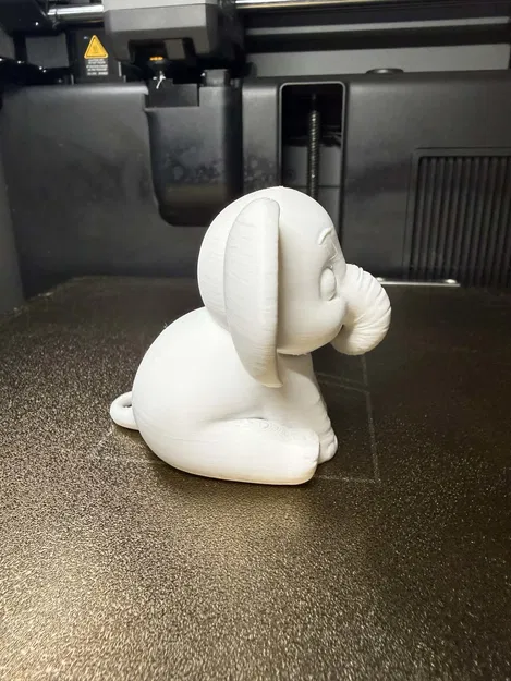 Chú Voi Con Đáng Yêu - In Một Màu - Đồ Trang Trí Bàn Làm Việc - Image 4